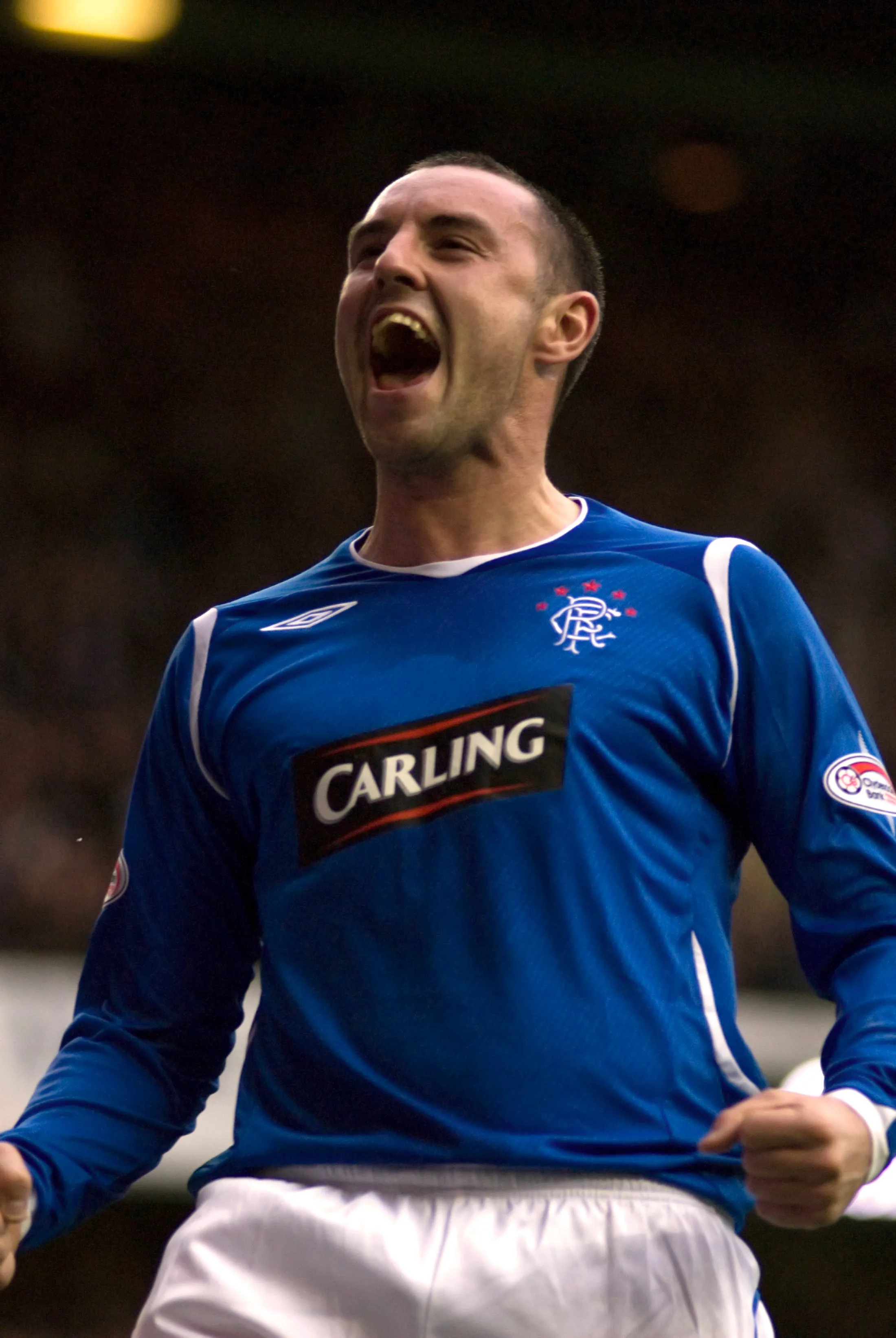 Kris Boyd con la camiseta azul de Rangers en noviembre de 2008.